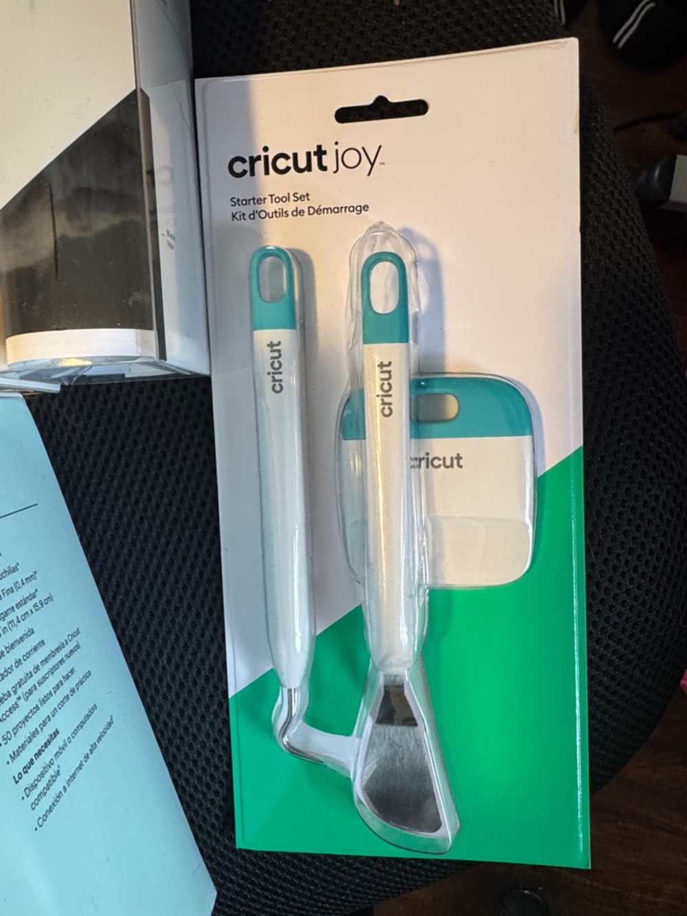 Cricut Joy Smart Cutting Machine - Teal & White - Picture 3 of 3